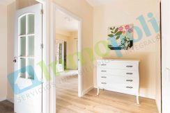 Detalle hall acceso A7257S