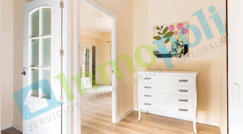 Detalle hall acceso A7257S