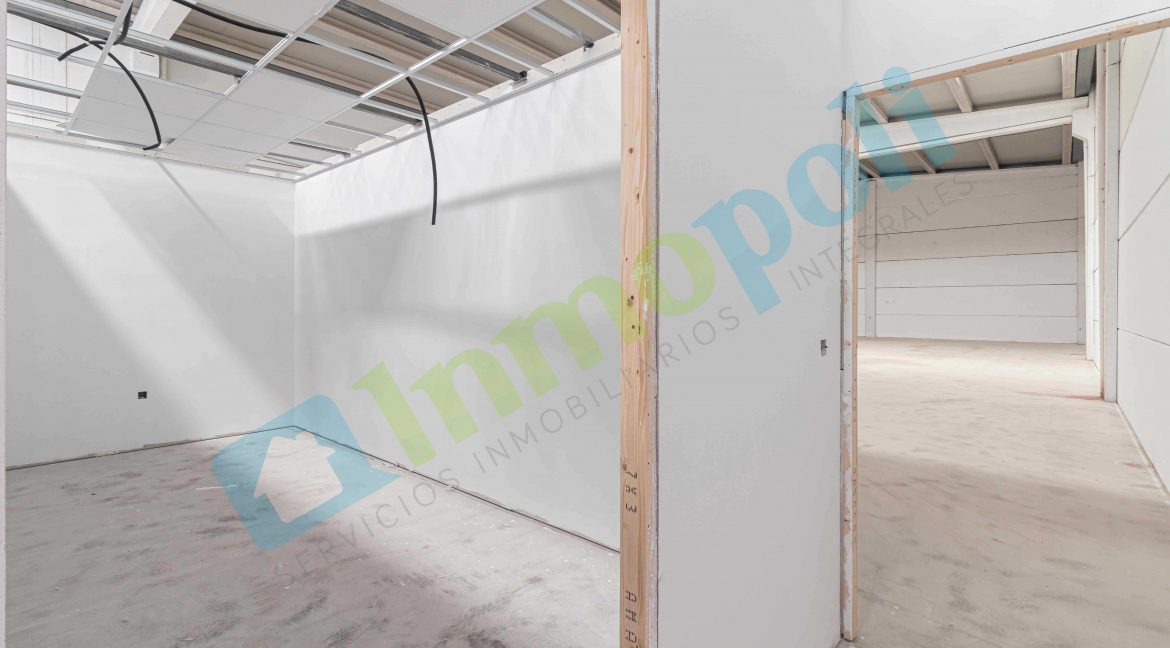 Vistas interior nave V9815S