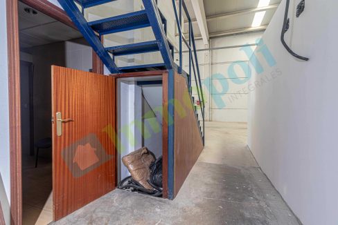 Vistas interior nave V9815S