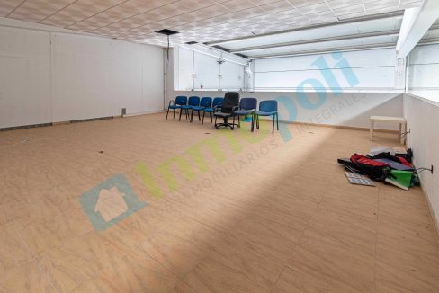 Vistas interior nave V9815S