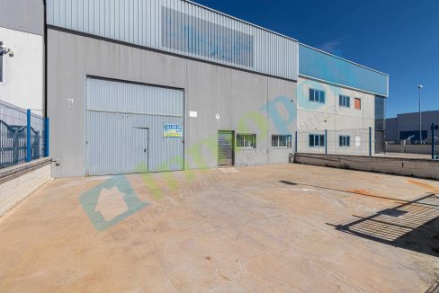 Vistas exterior nave V9815S