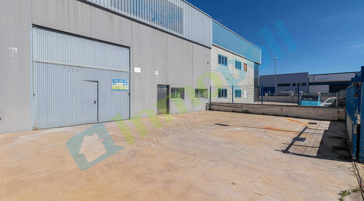 Vistas exterior nave V9815S