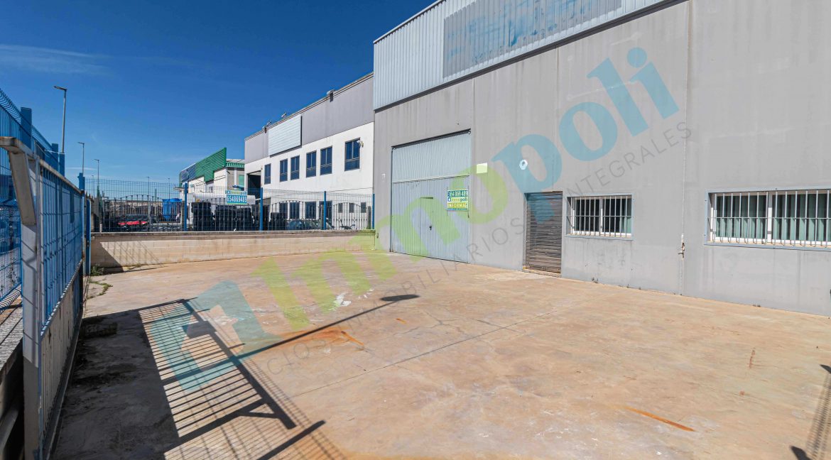 Vistas exterior nave V9815S