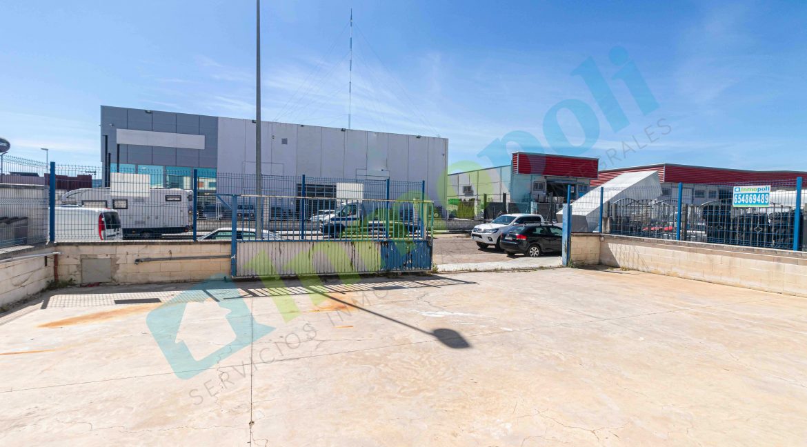 Vistas exterior nave V9815S