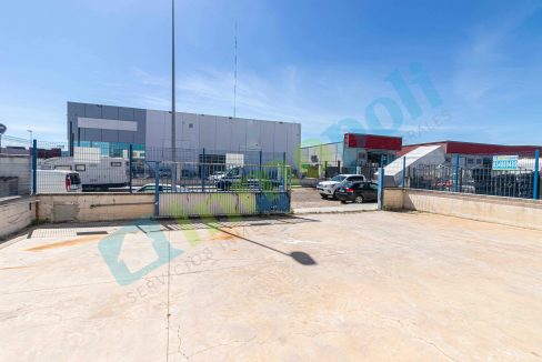 Vistas exterior nave V9815S