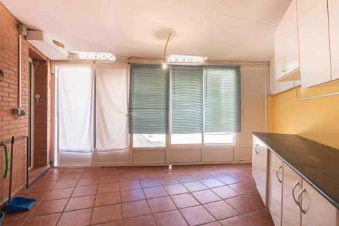 Zona multiusos salida patio V10028A