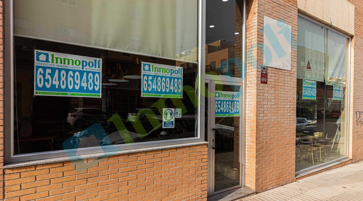 Acceso a local A10297A