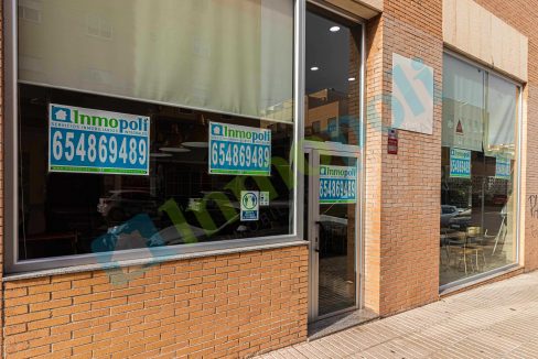 Acceso a local A10297A