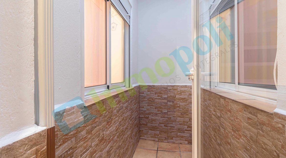 Venta-Casa-Estación-Renfe-13_V10402A