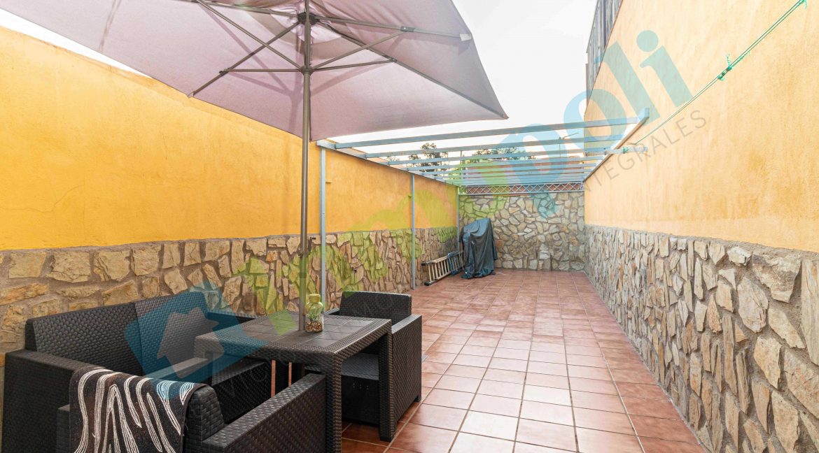 Venta-Casa-Estación-Renfe-25_V10402A