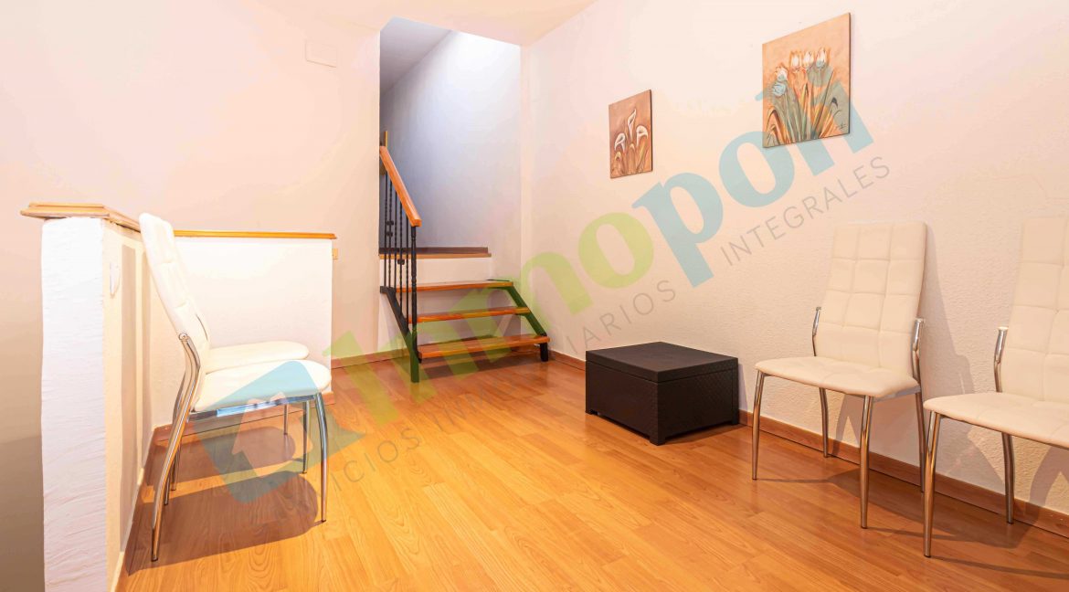 Venta-Casa-Estación-Renfe-29_V10402A